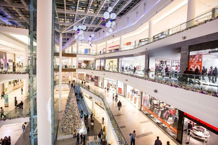 Штаб: Открытие крупных торговых центров до конца этого месяца не ожидается