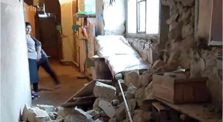 В Баку в результате обрушения поврежден газопровод 