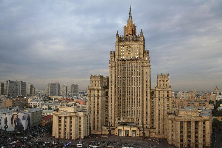 МИД РФ: Россия готова организовать встречу лидеров Палестины и Израиля в Москве