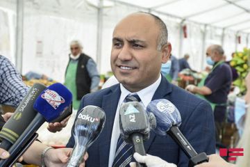 В трех районах Баку открылись ярмарки по случаю праздника Рамазан