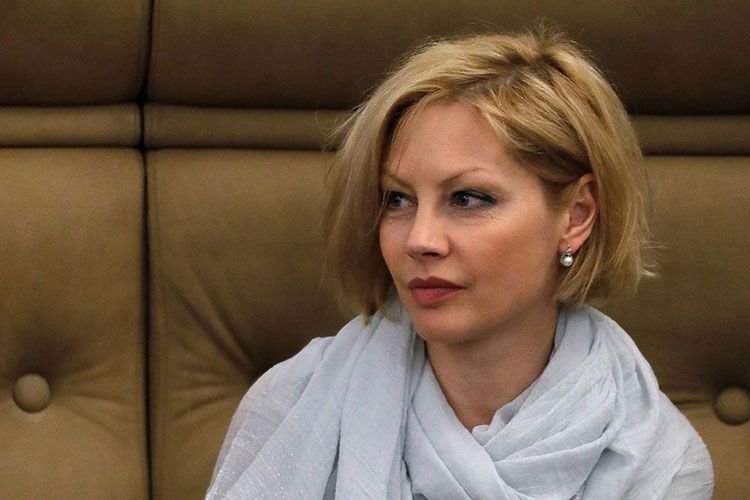 Актрису Алену Бабенко госпитализировали с коронавирусом