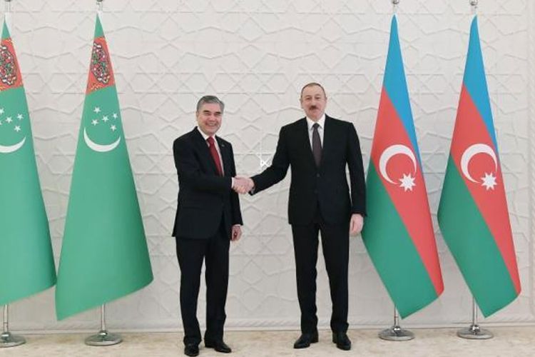 Гурбангулы Бердымухамедов направил поздравительное письмо президенту Ильхаму Алиеву