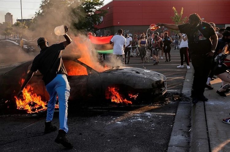 В Нью-Йорке арестовали более 200 человек за два дня протестов