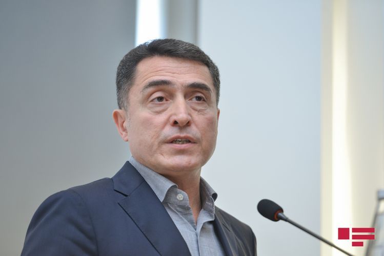 Али Гусейнли: Глава государства, раскрыв важные вопросы, преподал урок историкам