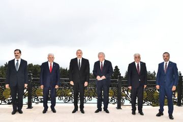Президент Ильхам Алиев принял бывшего премьер-министра Турции Бинали Йылдырыма - ОБНОВЛЕНО