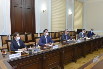 Генпрокурор Азербайджана встретился с послом Великобритании 