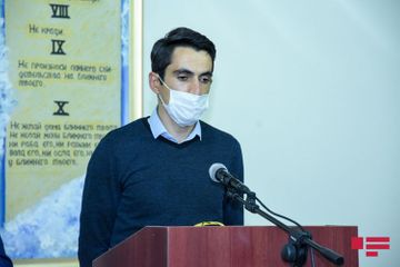 Армянский религиозный деятель: Обращаюсь к своим соотечественникам, чтобы они сложили оружие, они сражаются на земле других