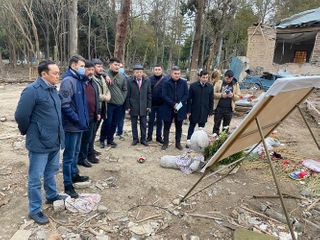 Группа казахстанских политологов, экспертов и журналистов посетила Гянджу и Барду - ФОТО