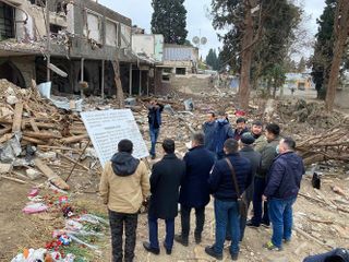 Группа казахстанских политологов, экспертов и журналистов посетила Гянджу и Барду - ФОТО