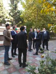 Французские депутаты побывали в армянской церкви в Баку – ФОТО 