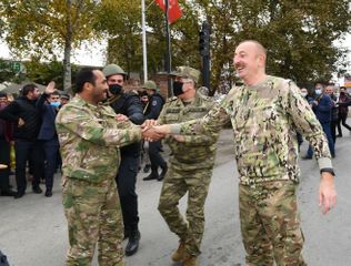 Президент Ильхам Алиев и первая леди Мехрибан Алиева побывали в Физули и Джабраиле - ОБНОВЛЕНО-1