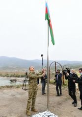 Президент Ильхам Алиев и первая леди Мехрибан Алиева побывали в Физули и Джабраиле - ОБНОВЛЕНО-1