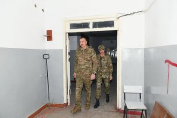 Президент Ильхам Алиев и первая леди Мехрибан Алиева побывали в Физули и Джабраиле - ОБНОВЛЕНО-1
