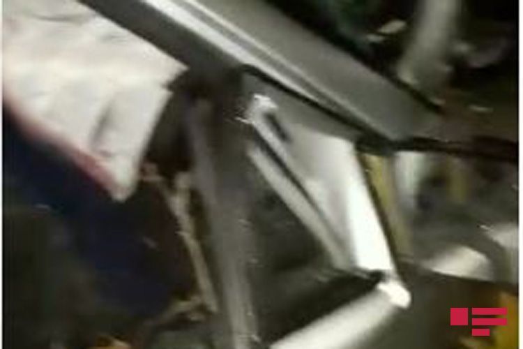 В Гейчае Merсedes врезался в дерево, погибли 3 человека - ФОТО