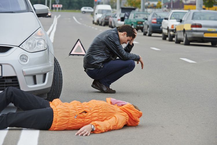 В Шамахы автомобиль насмерть сбил сотрудников лечебно-диагностического центра 