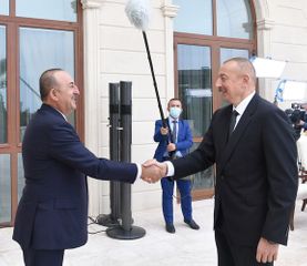 Президент Ильхам Алиев принял делегацию во главе с Мевлютом Чавушоглу - ОБНОВЛЕНО