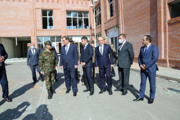 В результате армянской провокации нанесен ущерб 160 субъектам предпринимательства в Азербайджане - ФОТО