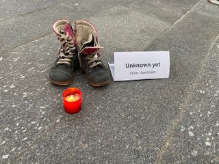 В Праге проведена акция в знак протеста против армянского вандализма - ФОТО