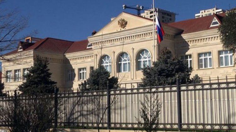 Посольство России распространило информацию о пострадавшем в результате ракетного обстрела Гянджи и скончавшемся в больнице подростке