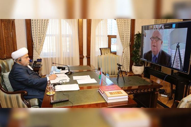 Шейхульислам проинформировал заместителя генсека ООН о зверствах Армении