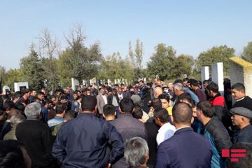 Похоронены мирные жители, погибшие в результате обстрела армянами Барды - ФОТО