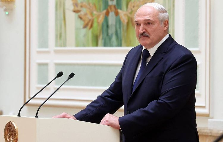 Лукашенко заявил, что не собирается бежать из страны