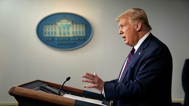Трамп продлил чрезвычайное положение из-за угрозы вмешательства в выборы