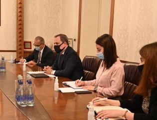 Глава МИД Азербайджана встретился с руководителем представительства МККК - ФОТО