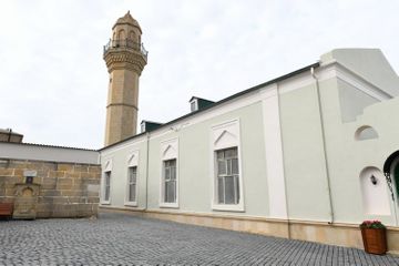 Президент Ильхам Алиев и первая леди Мехрибан Алиева ознакомились с работами по благоустройству в поселке Балаханы - ОБНОВЛЕНО