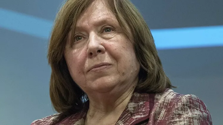 Член КС белорусской оппозиции Алексиевич покинула страну
