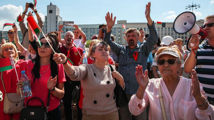 В Минске проходит акция сторонников Лукашенко