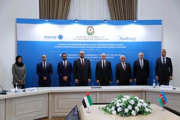 В Азербайджане подписаны контракты на строительство солнечной электростанции