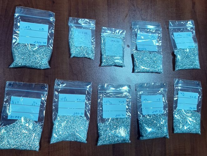 Предотвращена попытка ввоза в страну бриллиантов стоимостью 224 тыс. манатов