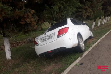 Умер один из трех детей, пострадавших в ДТП в Гёйгёле - ОБНОВЛЕНО