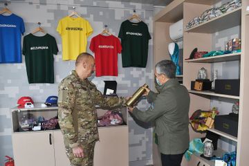 Президент Ильхам Алиев принял участие в открытии Парка военных трофеев в Баку - ОБНОВЛЕНО-1