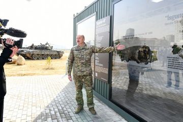 Президент Ильхам Алиев принял участие в открытии Парка военных трофеев в Баку - ОБНОВЛЕНО-1