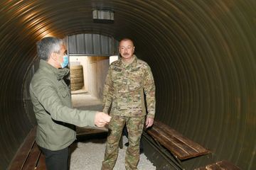 Президент Ильхам Алиев принял участие в открытии Парка военных трофеев в Баку - ОБНОВЛЕНО-1