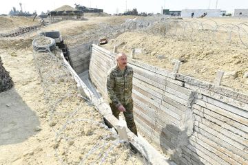 Президент Ильхам Алиев принял участие в открытии Парка военных трофеев в Баку - ОБНОВЛЕНО-1