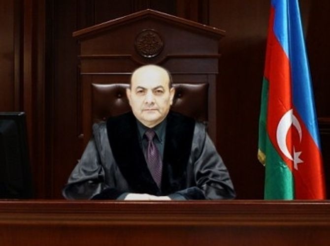 Судья Шекинского суда по тяжким преступлениям умер от коронавируса