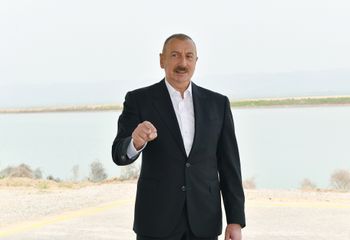 Президент Ильхам Алиев дал интервью Азербайджанскому телевидению - ОБНОВЛЕНО