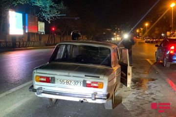 В Баку участники ДТП избили виновника аварии  - ФОТО