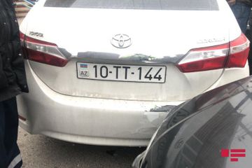 В Абшеронском районе столкнулись три автомобиля, пострадал сотрудник ГДП