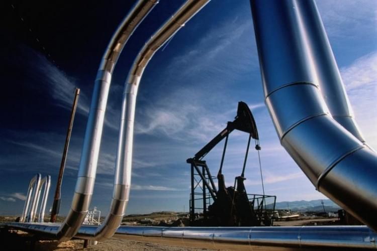 Экспорт нефти с Сангачальского терминала сократился 