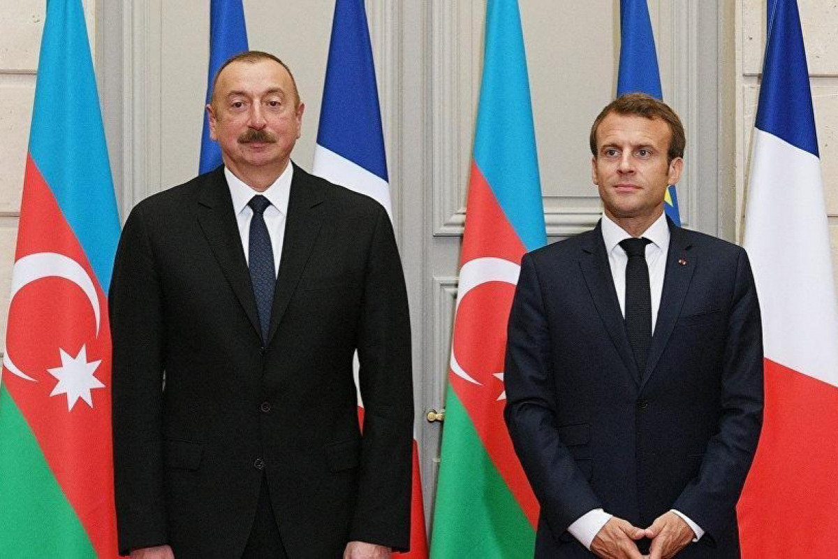 Президент Ильхам Алиев и Эмманюэль Макрон