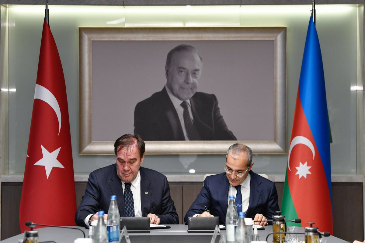 Подписан меморандум между Минэкономики и холдингом «Demirören»