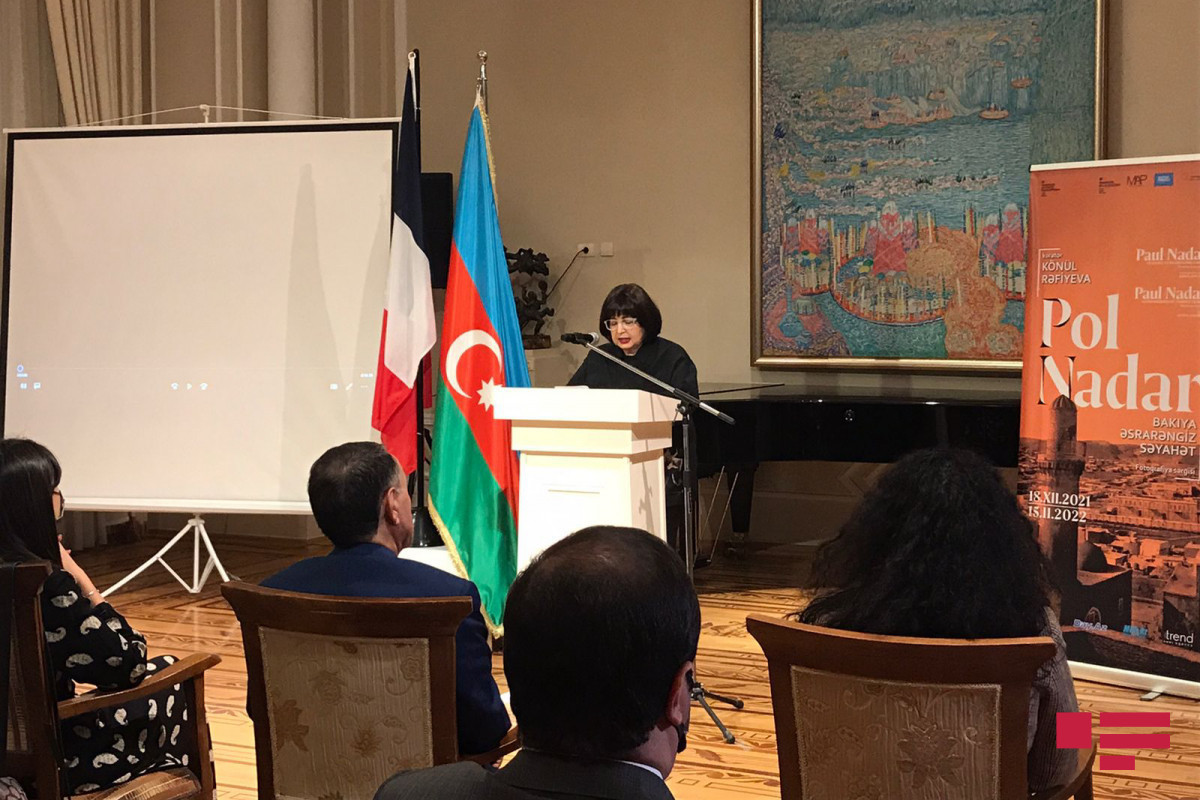 Выставка Поля Надара в Баку
