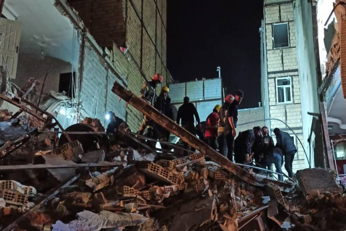 В Тебризе обрушился 5-этажный жилой дом-ОБНОВЛЕНО 