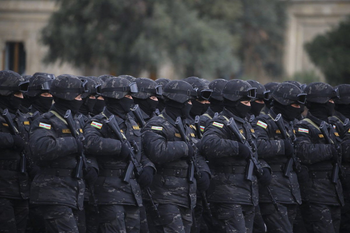 К зарплатам военнослужащих Службы внешней разведки установлена надбавка в размере 20 процентов