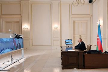 Президент Ильхам Алиев принял в видеоформате делегацию во главе с председателем Maire Tecnimont Group Италии - ОБНОВЛЕНО