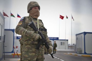 Минобороны Турции: Турецкие и российские военные в Совместном центре принимают меры по предотвращения нарушения перемирия  - ФОТО